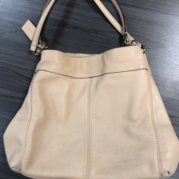 AUTHENTIC COACH LEXI SHOULDER BAG IN NUDE PEBBLED - Picture 2 of 15